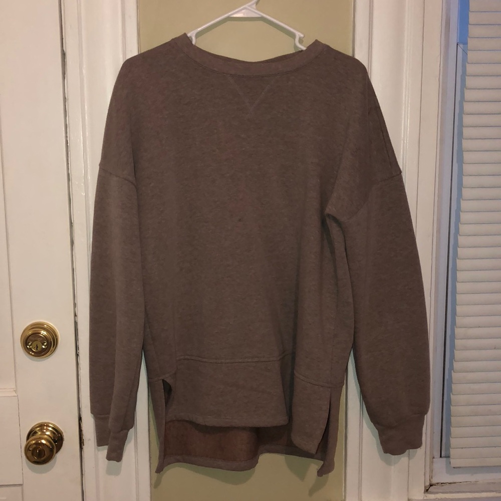 Oversized light brown sweater